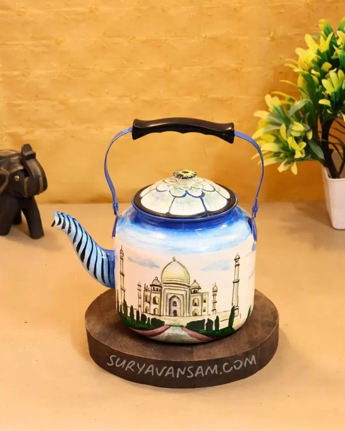 Beautiful tea kettle, stylish tea kettle, handpainted tea kettle, painted tea kettle, steel tea kettle, taj mahal tea kettle, gift for her, gift for sister, homedecore, gift for mum, gift for father, gifting items, kitchen gift, table gift items